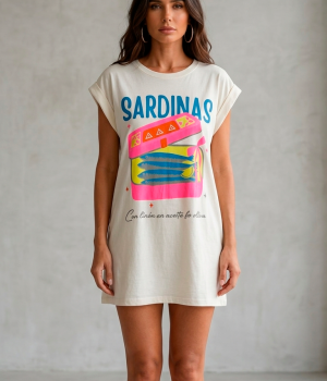 Vestido-T-shirt "Sardinas" com Estampa Retrô de Lata de Sardinha