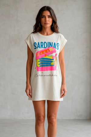 Vestido-T-shirt "Sardinas" com Estampa Retrô de Lata de Sardinha